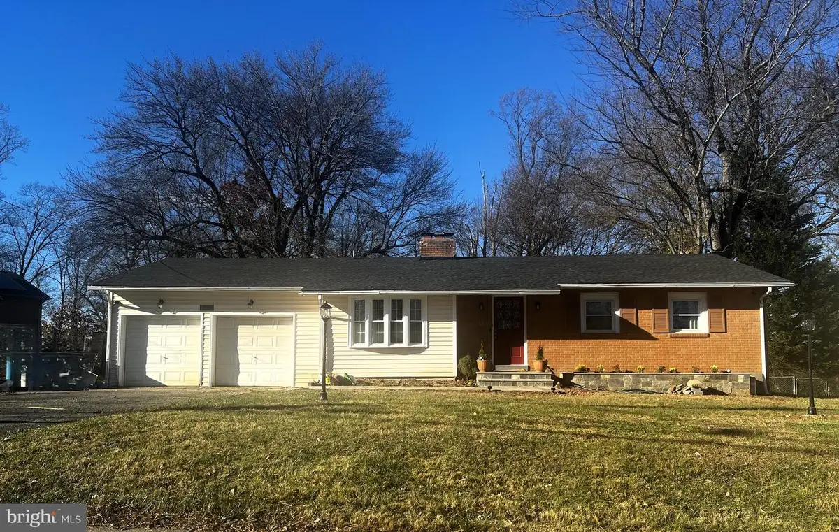 19540 Scenery Dr, Germantown, MD 20876 - Image #1