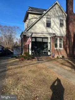 3807 Taylor St, CHEVY CHASE, MD 20815