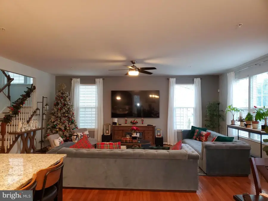 14706 Saddle Creek Dr, Burtonsville, MD 20866 - Image #3