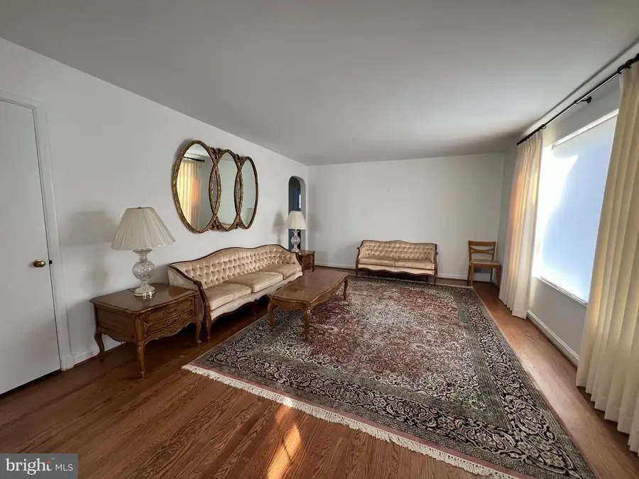 6205 Kirby Rd, Bethesda, MD 20817 - Image #2