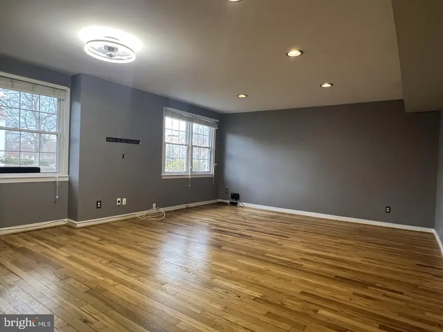 2248 Washington Ave #101, Silver Spring, MD 20910 - Image #3