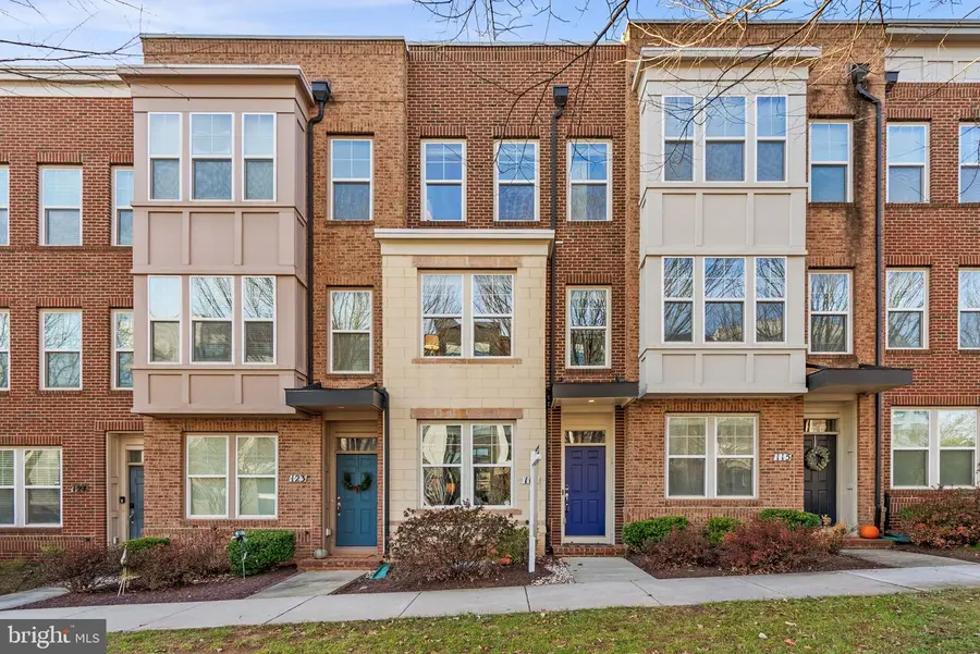 119 Decoverly Dr, Gaithersburg, MD 20878 - Image #2