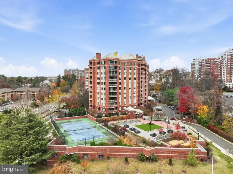 5802 Nicholson Ln, Rockville, MD 20852 - Image #2