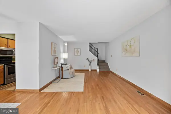 9320 Jarrett Ct, MONTGOMERY VILLAGE, MD 20886