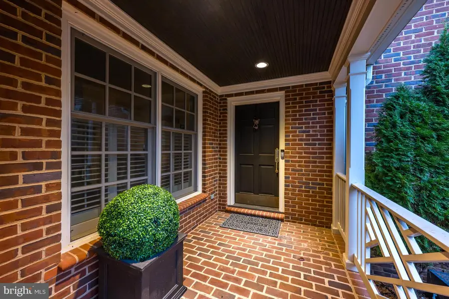 7711 Hidden Meadow Ter, Potomac, MD 20854 - Image #2