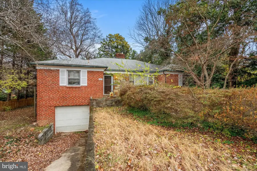 709 Greyrock Dr, Silver Spring, MD 20910 - Image #2