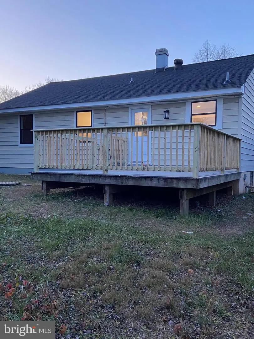 1103 Highwood Rd, Rockville, MD 20851 - Image #2