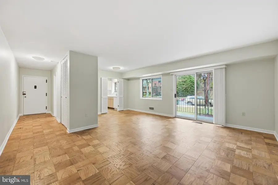 10643 Weymouth St #101, Bethesda, MD 20814 - Image #3