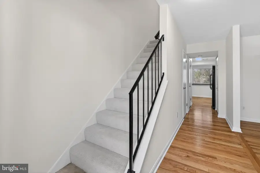 19636 Club Lake Rd, Montgomery Village, MD 20886 - Image #2