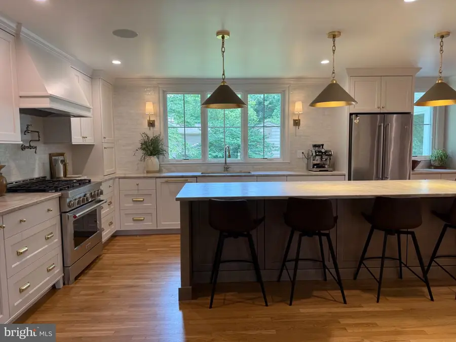 4600 Jasmine Dr, Rockville, MD 20853 - Image #2