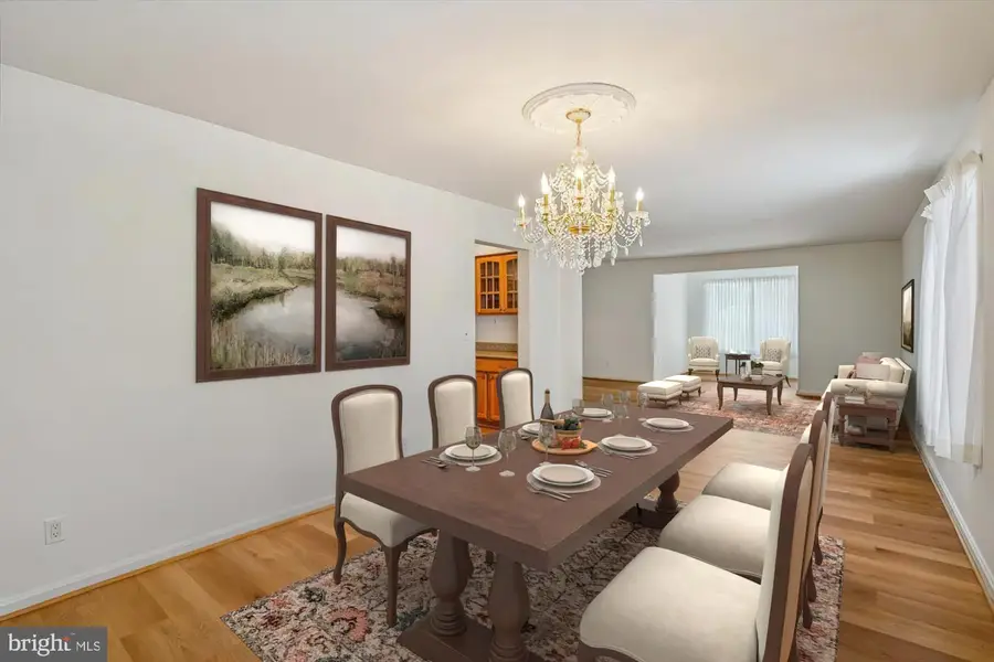 5905 Mckinley St, Bethesda, MD 20817 - #3