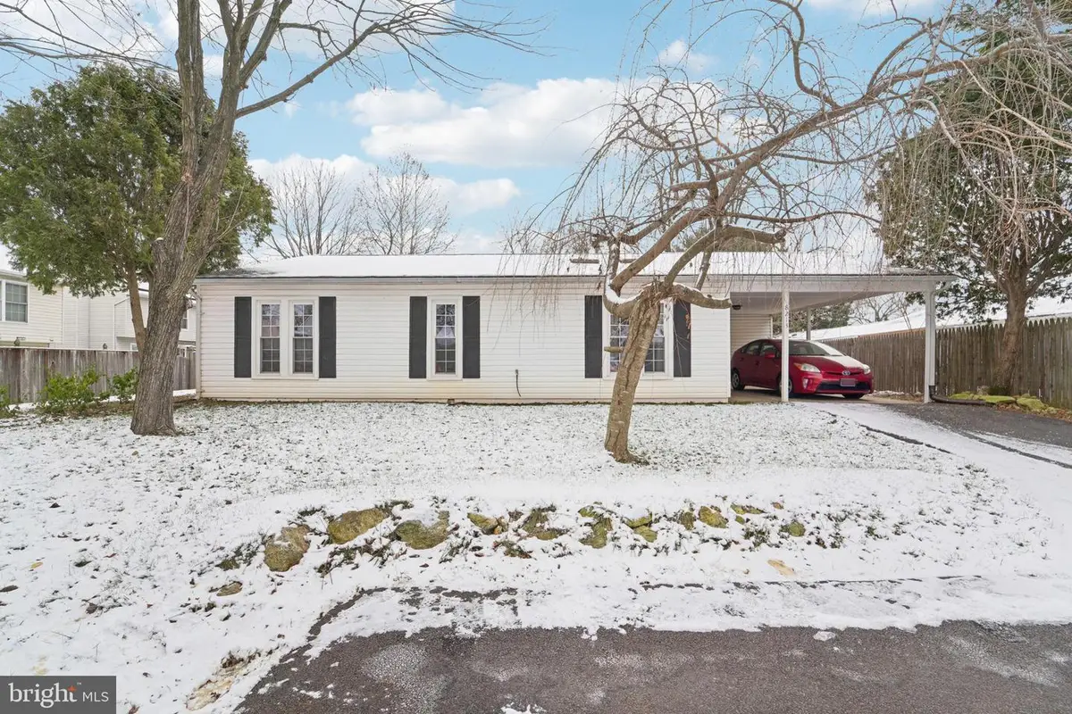 8213 Shady Spring Dr, Gaithersburg, MD 20877 - Image #1