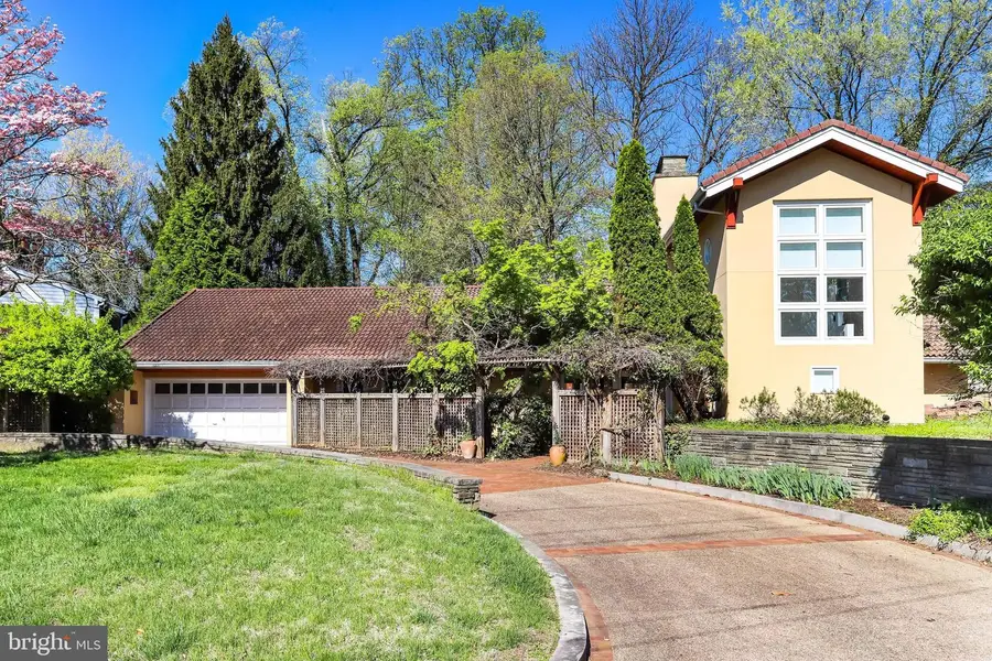 7903 Curtis St, Chevy Chase, MD 20815 - #2
