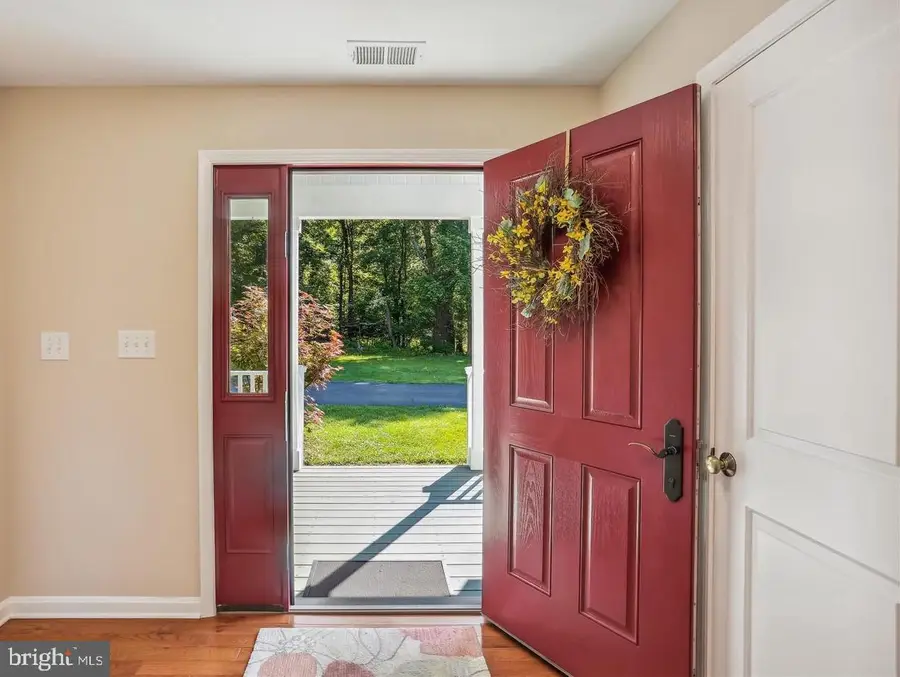 11730 Glen Mill Rd, Potomac, MD 20854 - Image #2