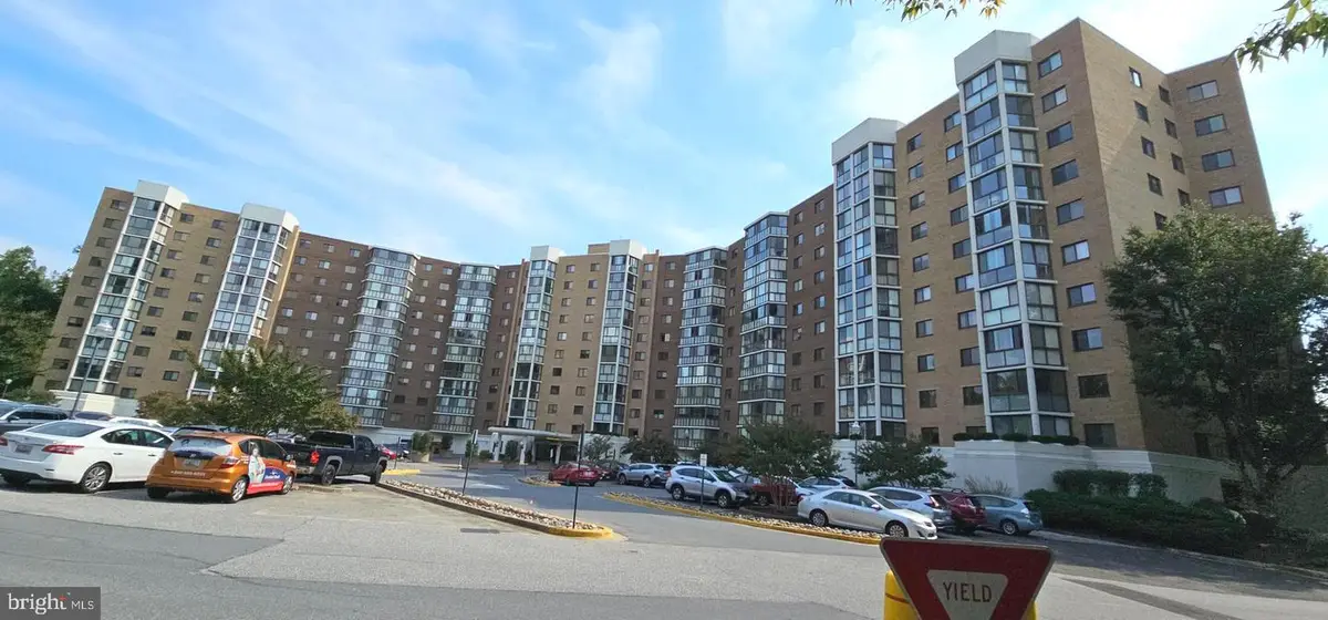 15100 Interlachen Dr #4-908, Silver Spring, MD 20906 - #1