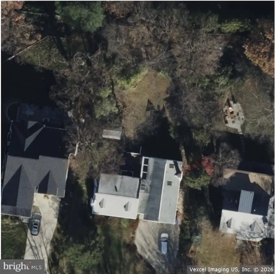 6211 Madawaska Rd, Bethesda, MD 20816 - Image #2