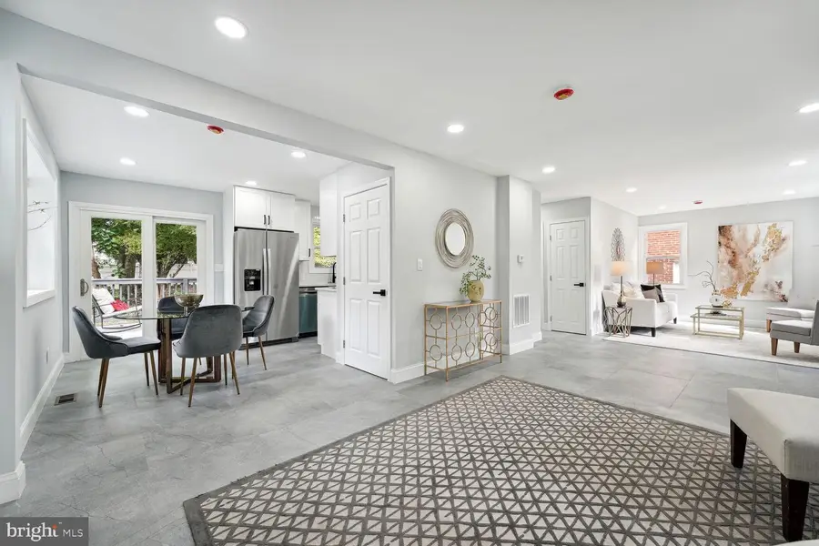 10412 Hayes Ave, Silver Spring, MD 20902 - #2