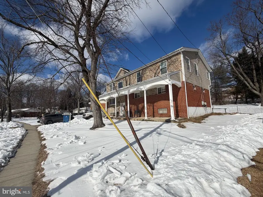 14107 Oakvale St, Rockville, MD 20853 - #2