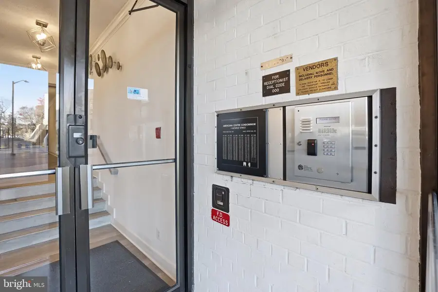 4 Monroe St #909, Rockville, MD 20850 - Image #2