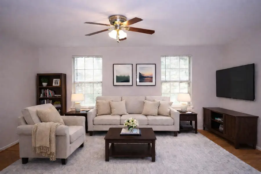 9123 Chesley Knoll Ct, Gaithersburg, MD 20879 - #2