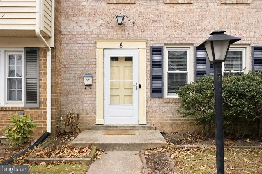 8 Supreme Ct #24-4, Gaithersburg, MD 20878 - Image #2