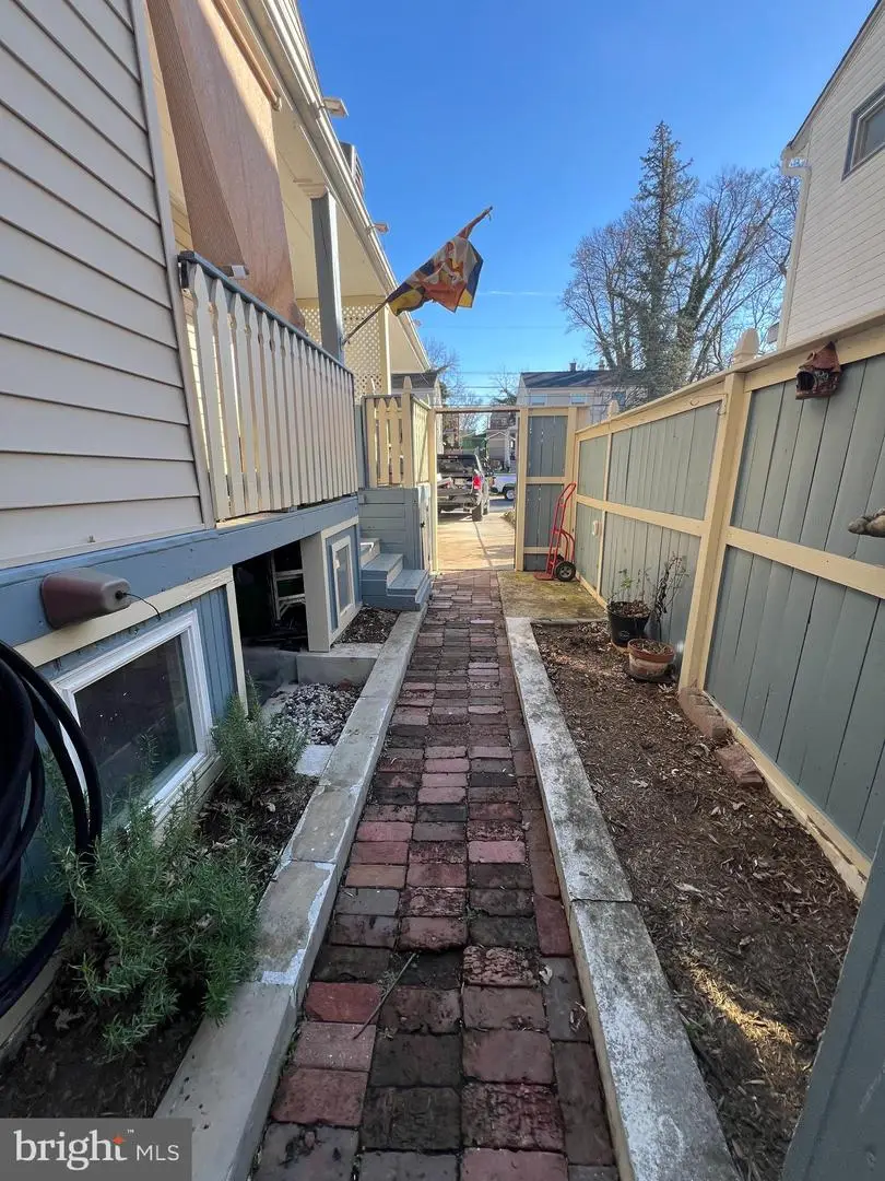 12220 Centerhill St, Silver Spring, MD 20902 - Image #3