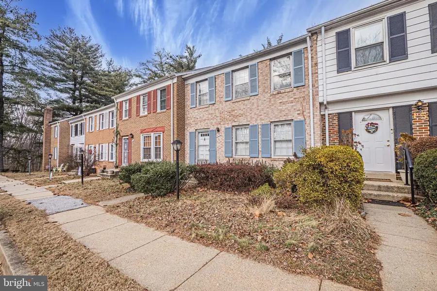 16 Ingleside Ct, Rockville, MD 20850 - Image #2