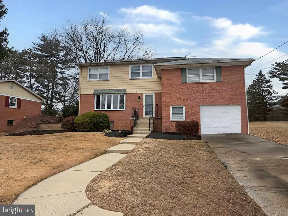 906 Venice Dr, Silver Spring, MD 20904 - Image #1