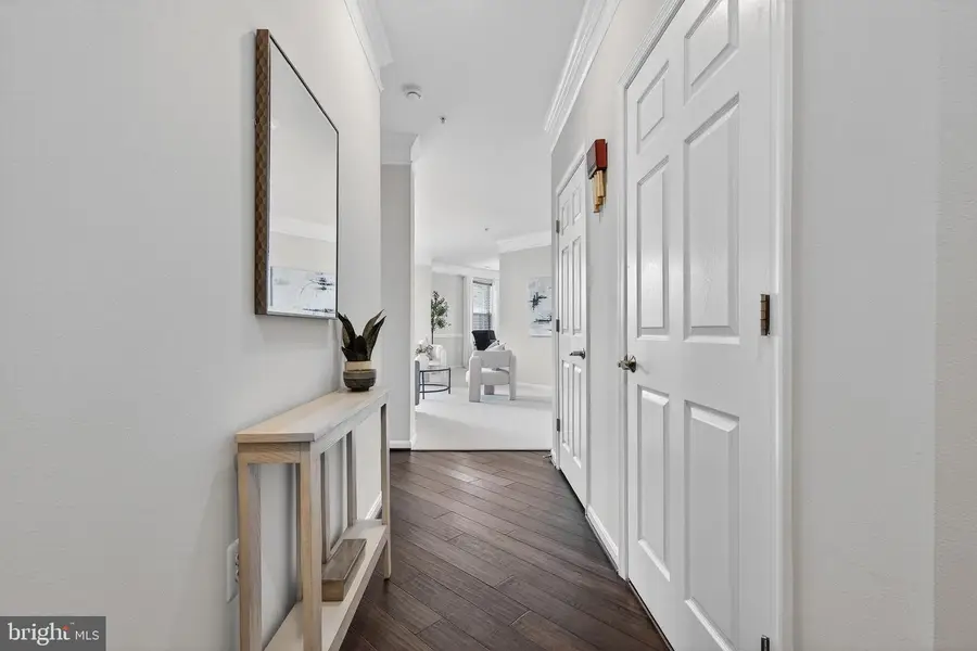 130 Chevy Chase St #202, Gaithersburg, MD 20878 - #3