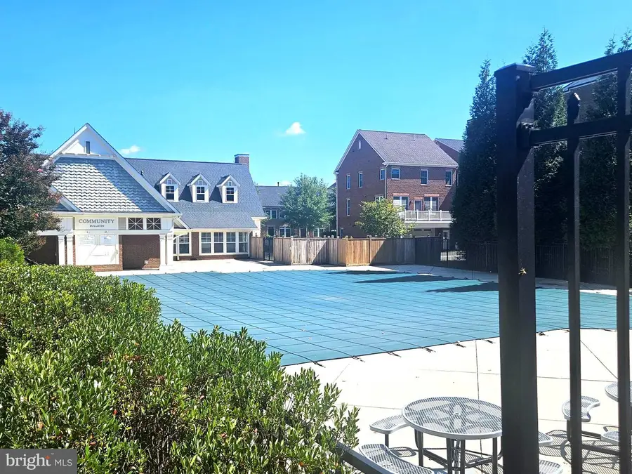 336 Grand St, Gaithersburg, MD 20878 - Image #3