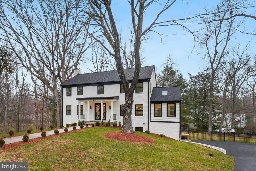 9201 Farnsworth, Potomac, MD 20854 - Image #2