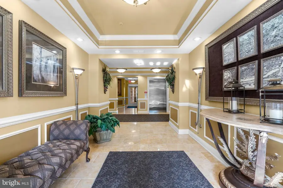 303 Redland Blvd #302, Rockville, MD 20850 - Image #3