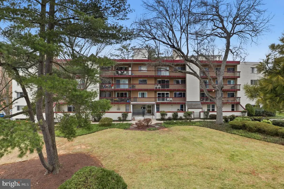10300 Westlake Dr #s404, Bethesda, MD 20817 - Image #1