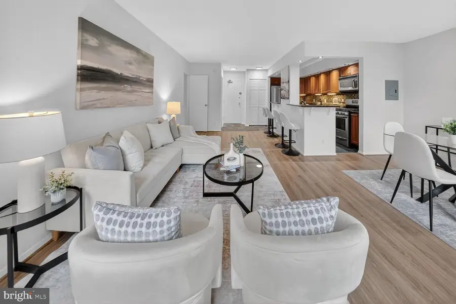 5500 Friendship Blvd #827n, Chevy Chase, MD 20815 - #3