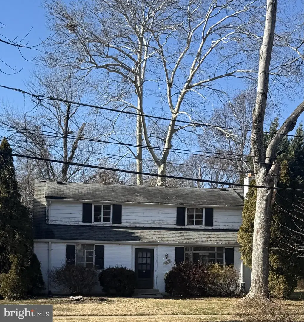 9302 Bulls Run Pkwy, Bethesda, MD 20817 - Image #1