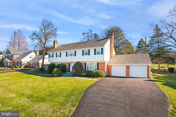 11109 Luxmanor Rd, NORTH BETHESDA, MD 20852