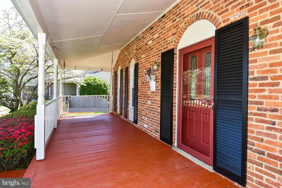 17924 Overwood Dr, Olney, MD 20832 - #2