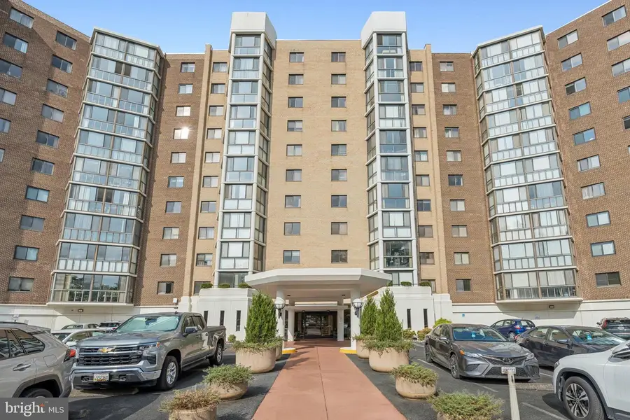 15115 Interlachen Dr #3-815, Silver Spring, MD 20906 - Image #2