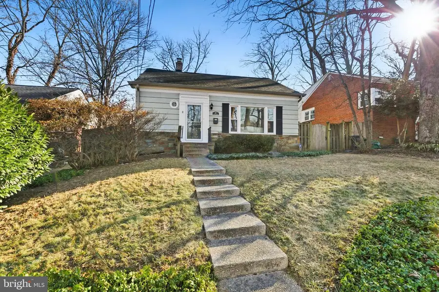 117 Lynnmoor Dr, Silver Spring, MD 20901 - Image #2