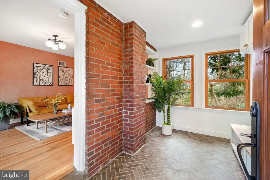 8313 Haddon Dr, Takoma Park, MD 20912 - Image #3