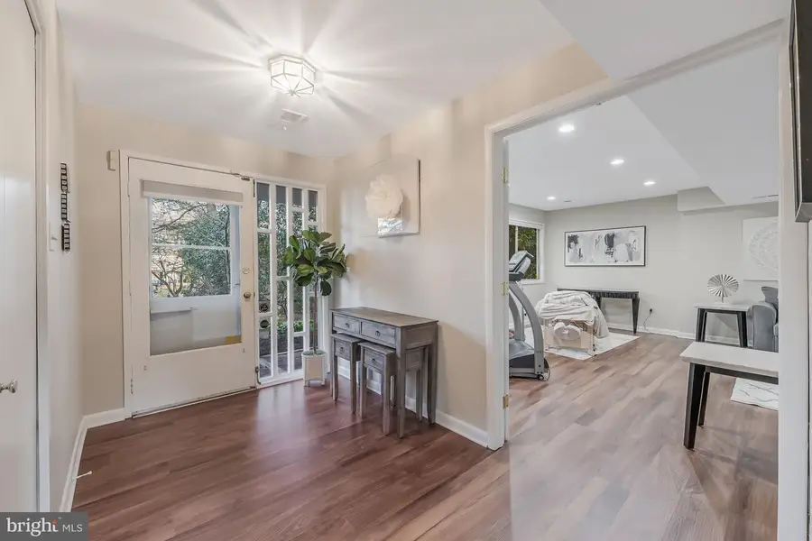 9812 Betteker Ln, Potomac, MD 20854 - #3