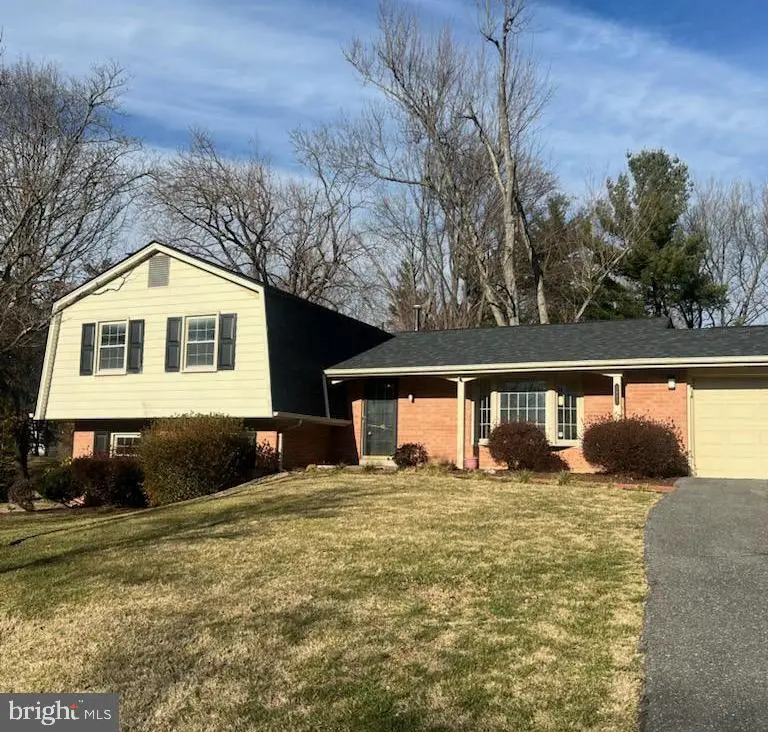 3613 John Carroll Dr, Olney, MD 20832 - Image #2