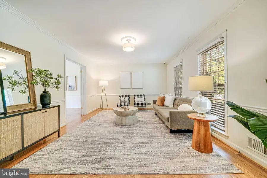 5002 Butternut Dr, Rockville, MD 20853 - Image #2