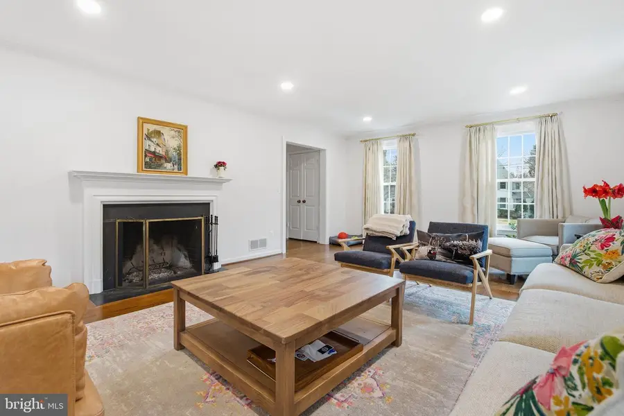 4800 Scarsdale Rd, Bethesda, MD 20816 - Image #2