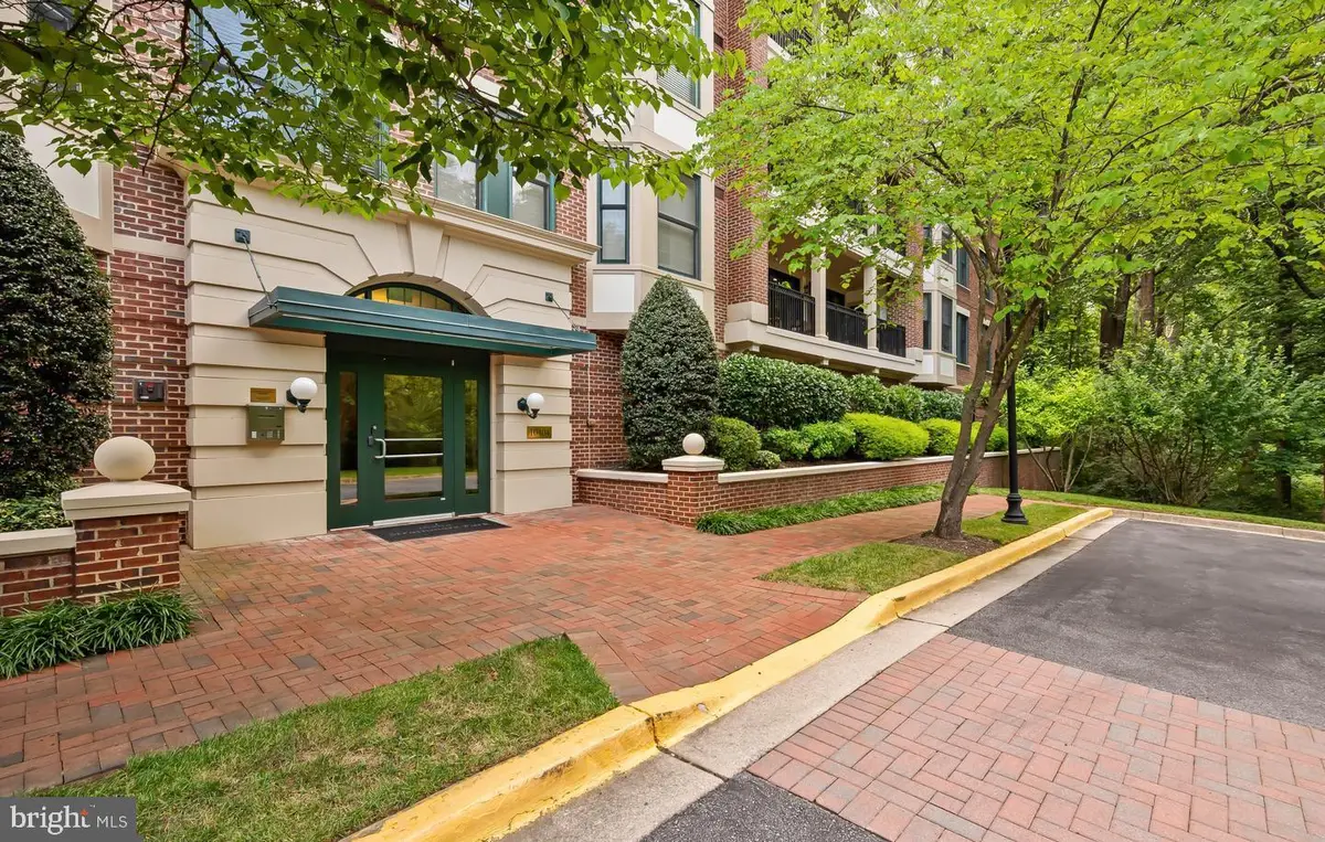 10404 Strathmore Park Ct #104, North Bethesda, MD 20852 - Image #1