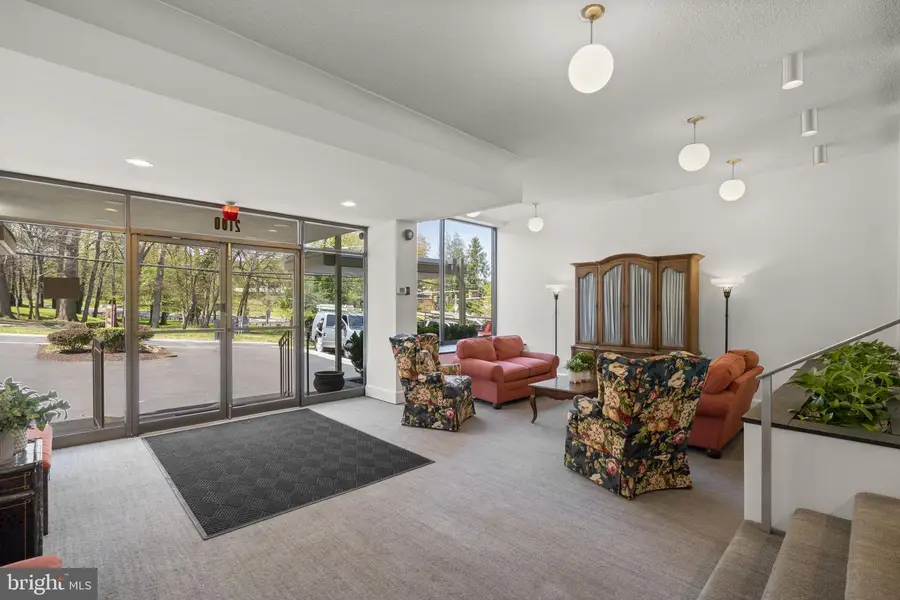 2100 Washington Ave #9d, Silver Spring, MD 20910 - #3