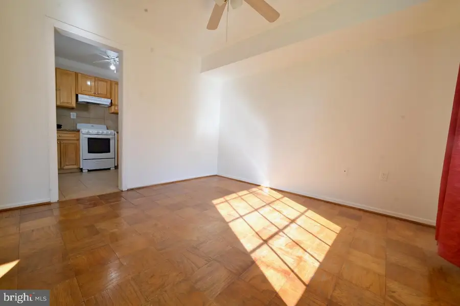 656 Azalea Dr #4-656, Rockville, MD 20850 - Image #3