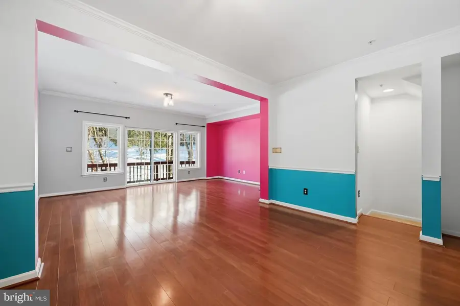 18733 Falling River Dr, Gaithersburg, MD 20879 - #3