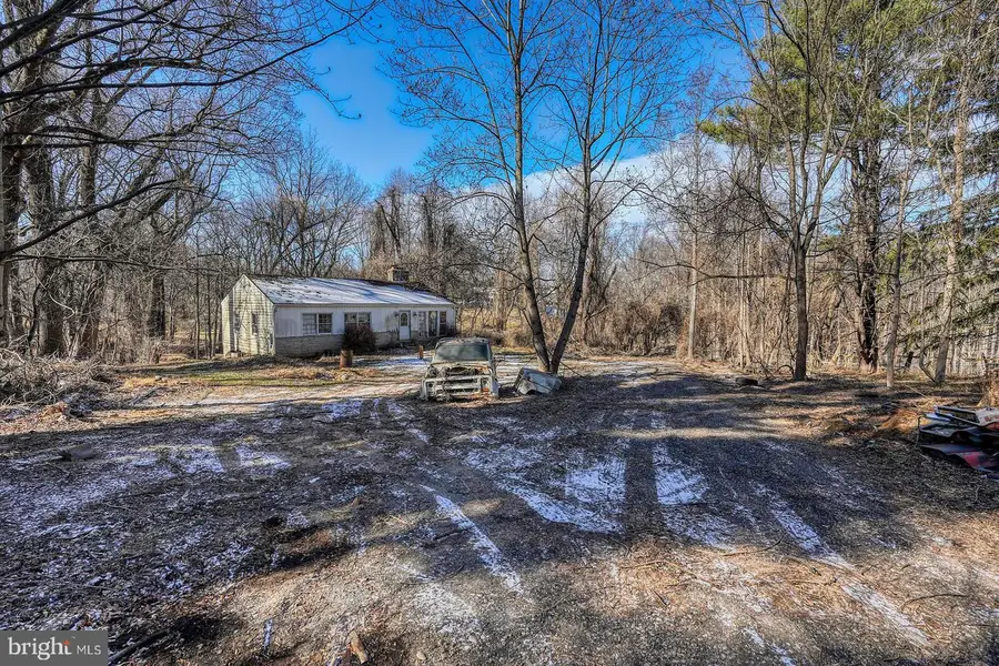 15830 Kruhm Rd, Burtonsville, MD 20866 - Image #2