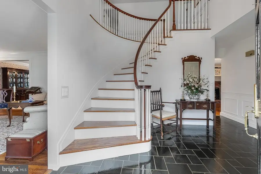 12812 Deep Spring Dr, Potomac, MD 20854 - Image #2